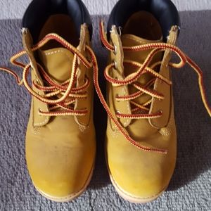 Little toddler boys Size 12 boots
